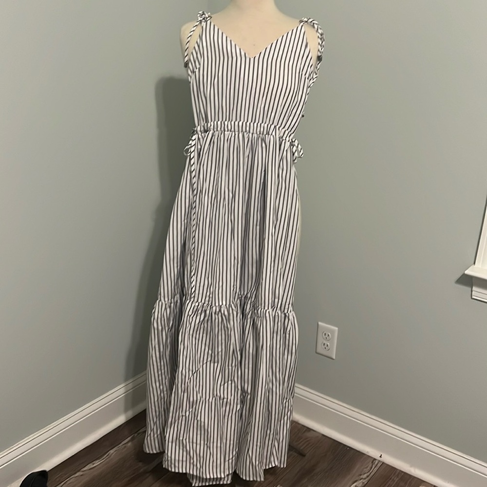 Women’s maxi dress